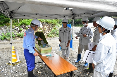 土石流模型実験