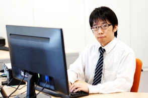情報システム部